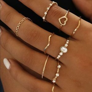 3/$30✨urban 9pc princess ring set